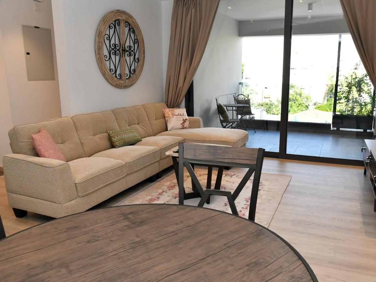 Baz Tower Aparthotel Nicosia Kültér fotó