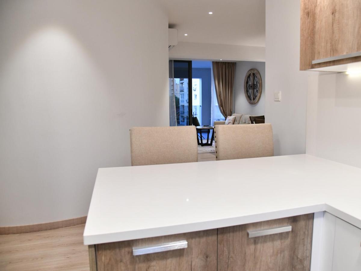 Baz Tower Aparthotel Nicosia Kültér fotó