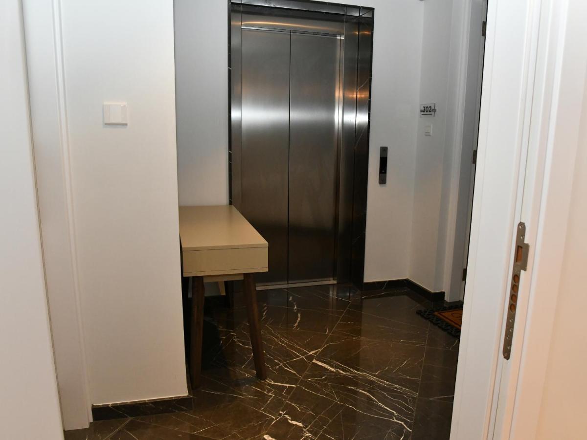 Baz Tower Aparthotel Nicosia Kültér fotó