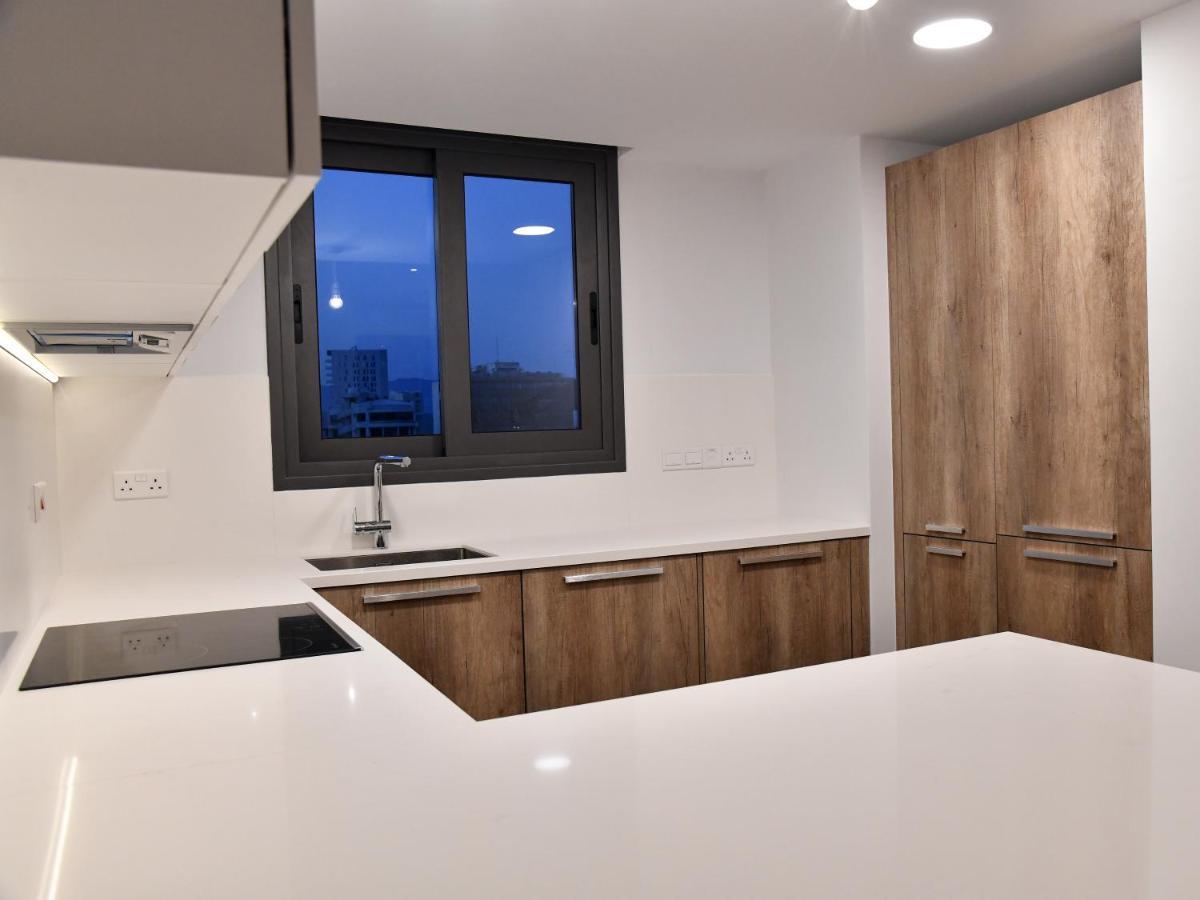 Baz Tower Aparthotel Nicosia Kültér fotó