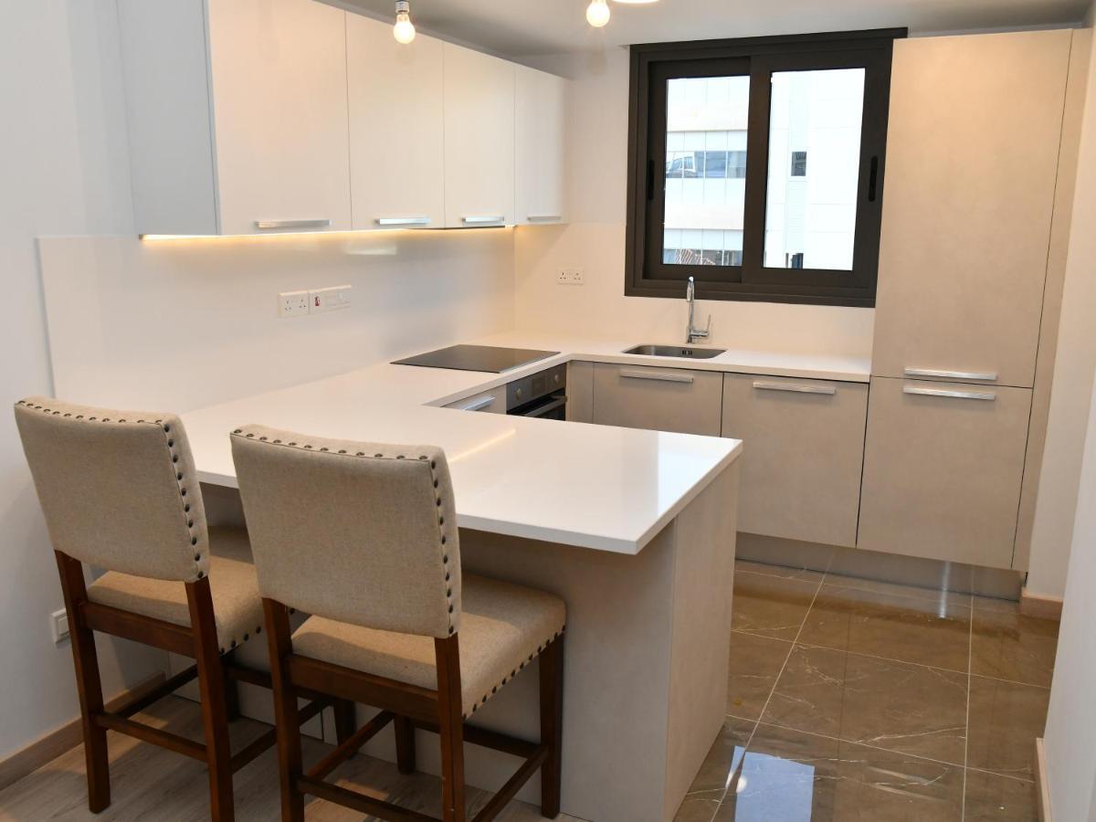 Baz Tower Aparthotel Nicosia Kültér fotó